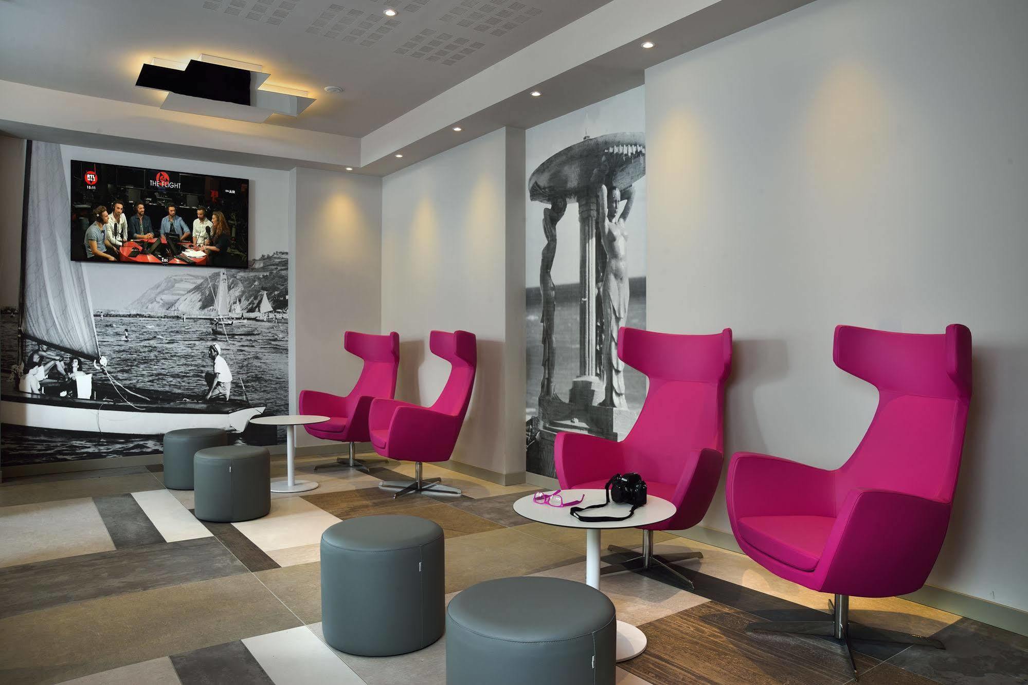 Embassy Hotel & Spa Cattolica Exteriör bild